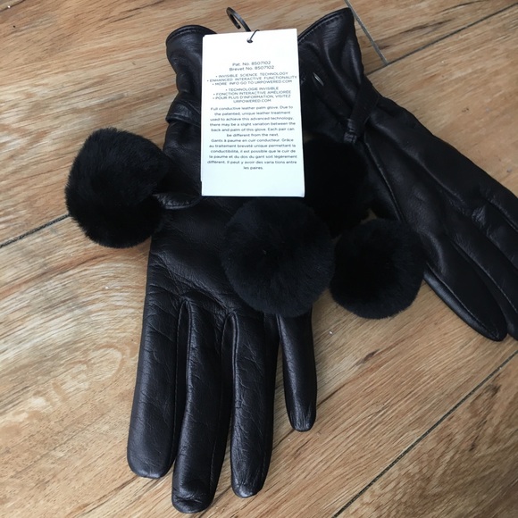 NWT UGG Brita Shearling Pom-Pom Tech Leather Glove - Picture 4 of 8